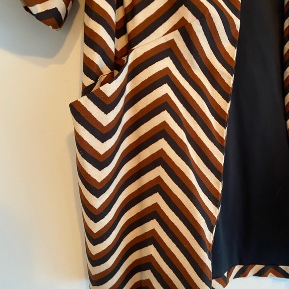 EUC Eva Franco Chevron Car Coat - Picture 5 of 12